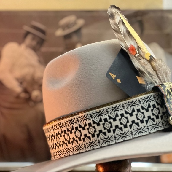 New Cowbow hat. - Picture 4 of 8